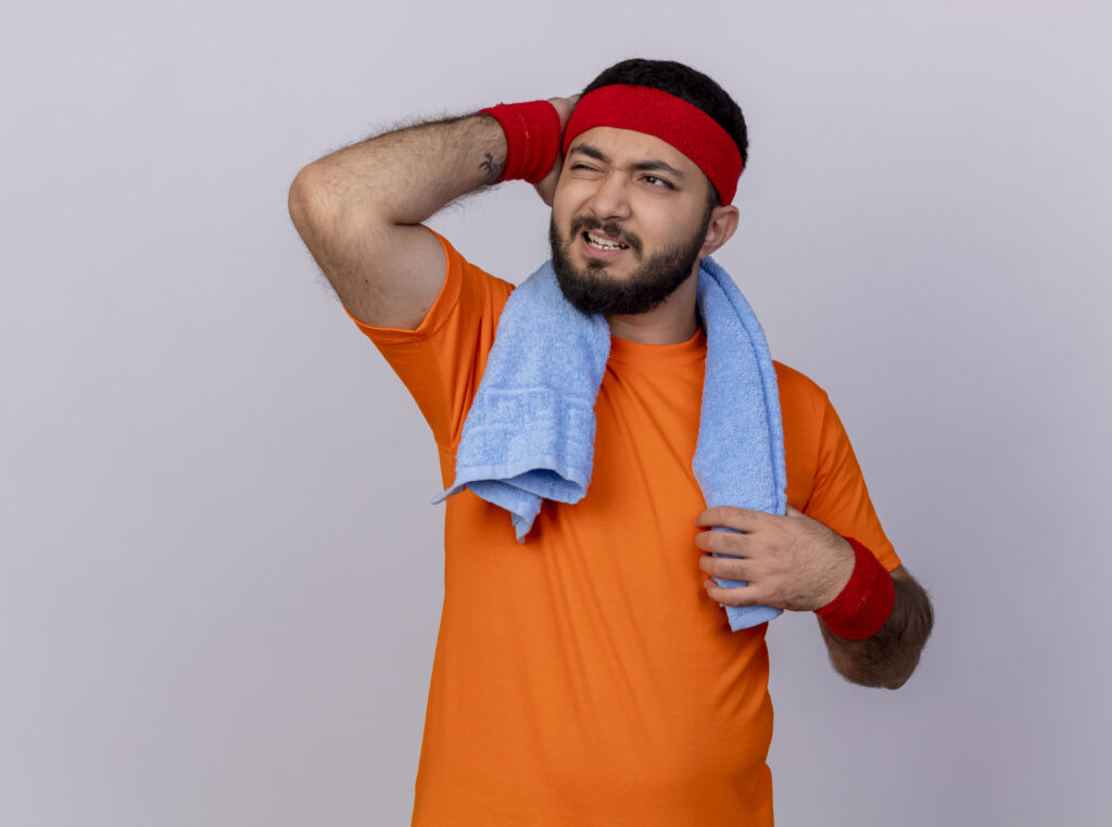 underarm sweat effects on confidence